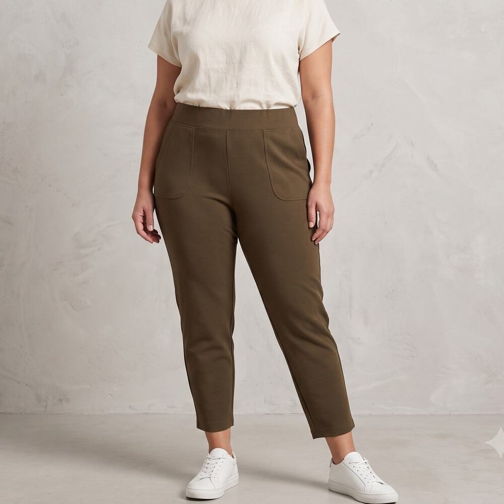 Torrid Womens Size 4 Brown Crop Pull On Pants